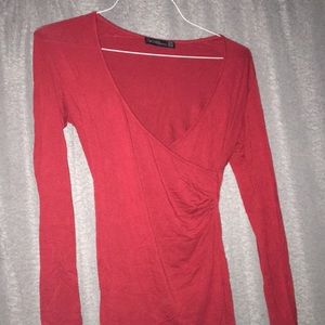 Red long sleeve fitted shirt